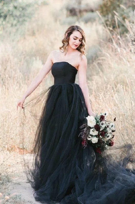 Strapless Black A-line Wedding Dress Floor-length With Tulle