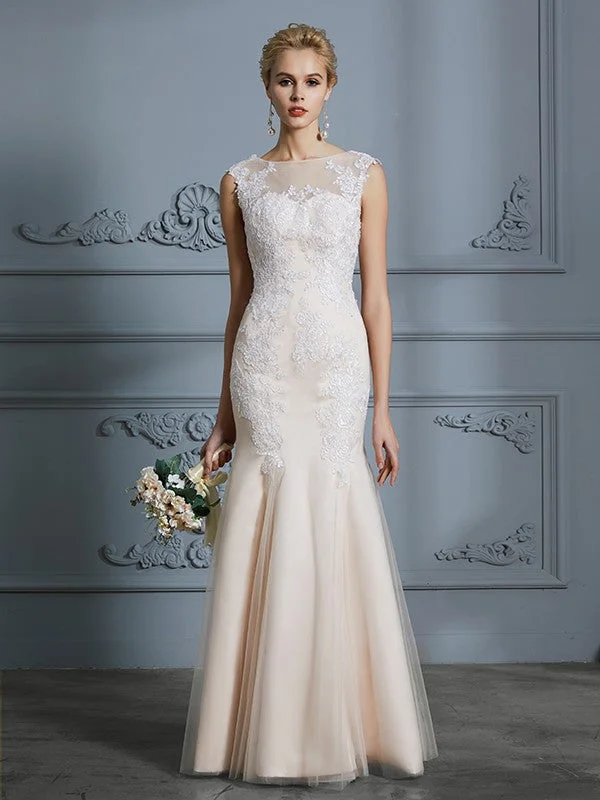 Trumpet/Mermaid Scoop Sleeveless Tulle Applique Floor-Length Wedding Dresses TPP0006351