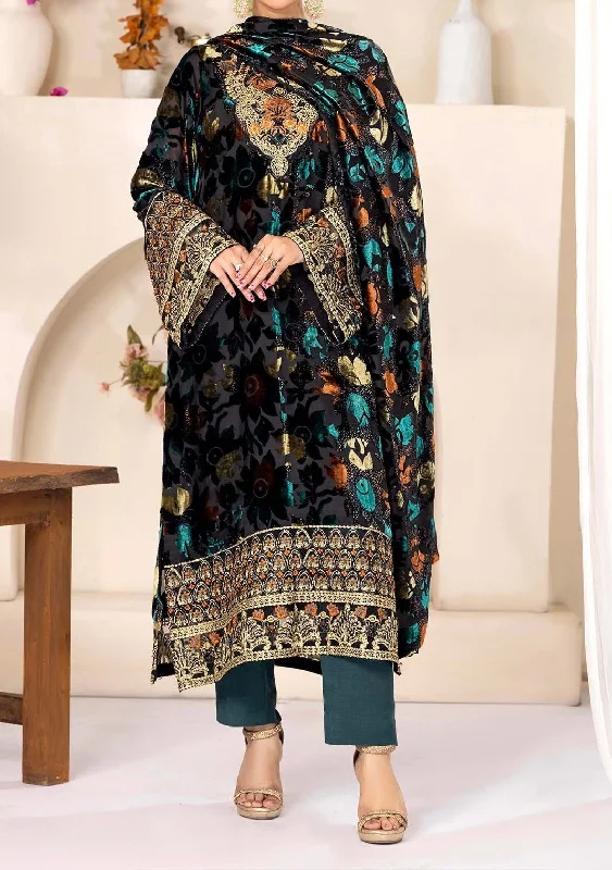 Adan's Libas Plachi Pakistani Velvet Dress