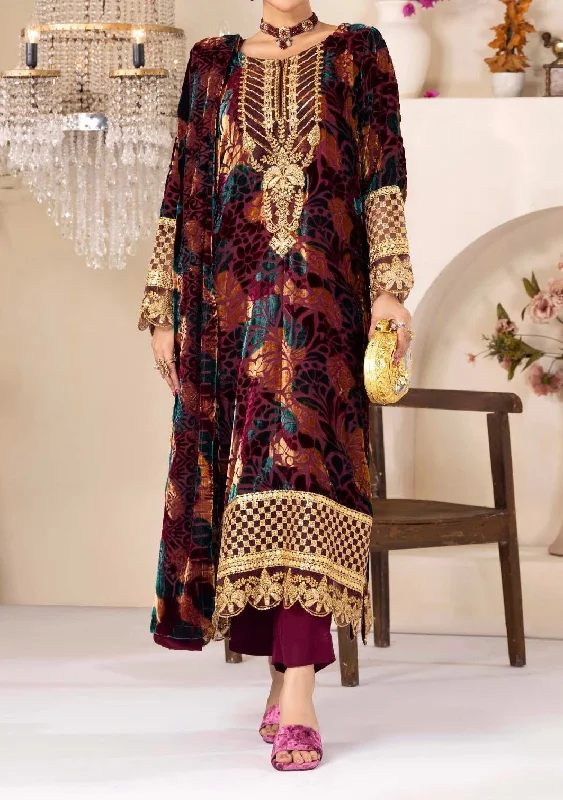 Adan's Libas Plachi Pakistani Velvet Dress